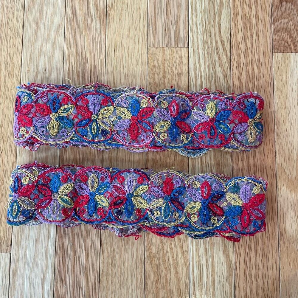 Crewel Embroidery Trim‎